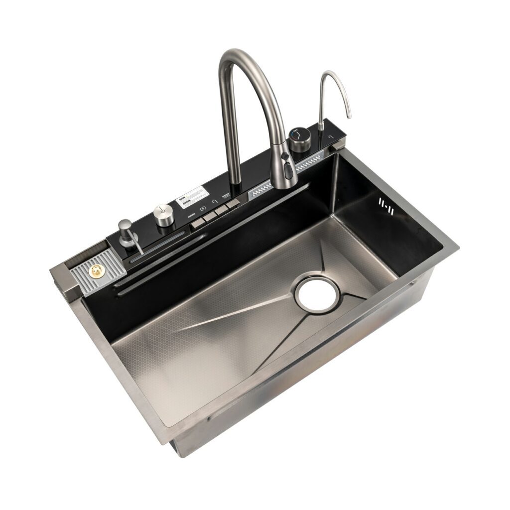 Sus Kitchen Sink (27)